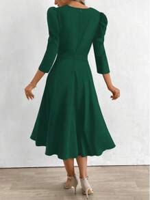 SHEIN Clasi Vestido midi de línea A con cintura marcada de unicolor elegante para mujer, otoño - Verde - Ver 2