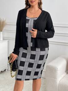 SHEIN Clasi Damen Pullover in Unifarbe und karriertes Trägerkleid in Große Größen