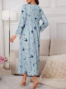 Camisón de maternidad de manga murciélago con estampado de estrellas, luna y mariposa, cuello en V con encaje de contraste cruzado, vestido de pijama de manga larga