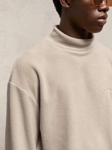 AKNOTIC Business Casual 2pcs Men's Knitted Crew Neck Loose Fit Pullover Sweatshirt & Drawstring Waist Straight Leg Fleece Sweatpants Set, Khaki, Suitable For Autumn/Winter Casual Wear, Letter Embroidery Leather Patch Details