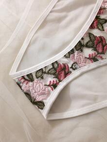 Floral Rose Embroidered Lace Romantic Countryside Lingerie Set - Multicolor - View 4