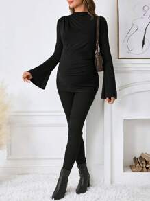 SHEIN Áo thun bà bầu cổ đứng tay loe màu nâu, áo thun bà bầu dáng ôm cho mùa thu - màu đen - Xem 6