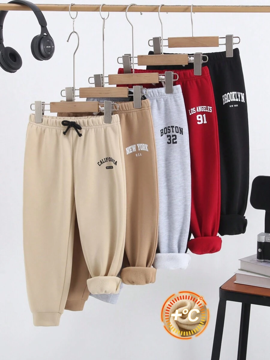 SHEIN 买三送二套装年轻男孩休闲校园风格舒适时尚简约实用可爱图案羊毛加厚保暖裤，适合儿童装返校年轻男孩服装，适合日常穿着、上学、郊游、运动、秋冬季节 - 彩色 - 查看 1