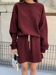 DAZY 女士纯色卫衣和迷你裙两件套，圣诞节、节日、秋季休闲套装 - 酒紅色 - 查看 4