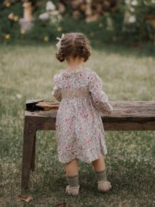 SHEIN Baby Girls Vintage Elegant  Ditsy Floral Casual Dress, Suitable For Daily Wear, Family Gathering, Holiday Celebration, Photography And Other Occasions. Can Be Worn Alone Or Paired With A Jacket Or Leggings For Different Weather And Occasions - Multicolor - View 2