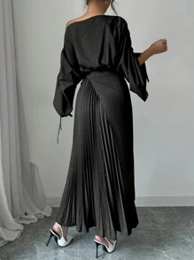 Chiquease 1 pièce Robe longue plissée à taille cintrée, avec col oblique, manches longues et ourlet noué pour femmes - Noir - Voir 2