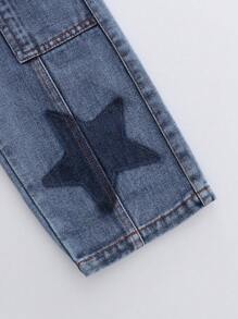 Calça jeans infantil estilo urbano, estilo vintage, perna larga, estilo bebê menina, modelo Y2K, com cintura totalmente elástica e detalhe de patchwork de estrela, sem blusa. - Lavagem Média - Ver 7
