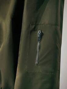 Maija 女士秋冬保暖军绿色前拉链后刺绣夹克，短款外套 - 軍綠色 - 查看 5