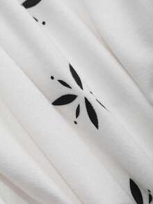 DAZY 女士休闲几何印花圆领修身 T 恤，秋冬 - 白色 - 查看 4