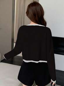 DAZY Bộ 2 áo len cardigan viền màu cho nữ kèm áo hai dây - màu đen - Xem 2