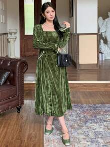 DAZY 女士秋季优雅天鹅绒褶皱腰连衣裙，新年除夕舞会礼服，秋季女装 - 綠色 - 查看 2