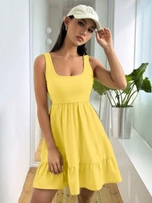 SHEIN Unity Vestido corto sin mangas con cuello cuadrado a base de patchwork acanalado y dobladillo con volantes para mujer - Amarillo - Ver 6