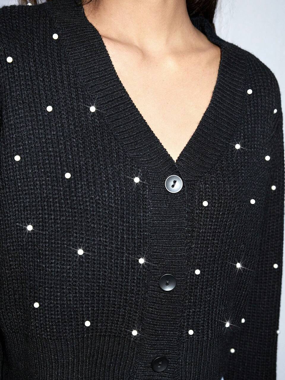 SHEIN Maija Damen V-Ausschnitt Knopfverschluss Langarm Strickjacke mit Perlendekor, minimalistischer kurzer Pullover, Lässig für den täglichen Gebrauch, Herbst/Winter