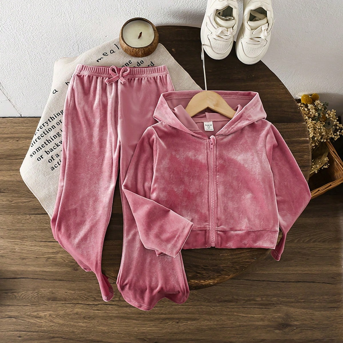 Set de 2 piezas de top con capucha de color liso y pantalones acampanados informales para niñas, otoño