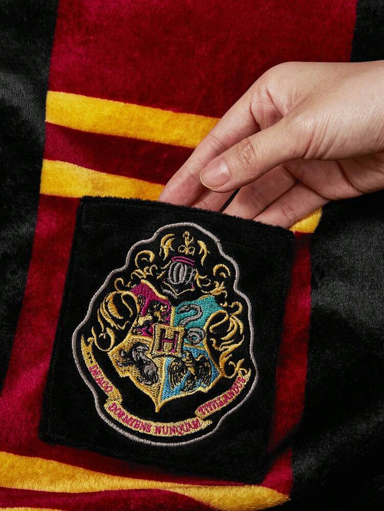 Animal Emblem Embroidered Hooded Fleece Wearable Blanket,Gifts,Spring / Winter, Back To School