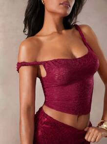Hauture Solid Color Asymmetric Collar Lace Sexy Sleeveless Top - Burgundy - View 2