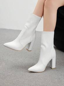 CUCCOO BASICS Damen modische weiße Stoff-Stretch-Spitze-Chunky-Heel Stiefel bis zur Mitte des Schienbeins, geeignet für Pendeln, Dates, Partys, Urlaub zu Weihnachten und Neujahr, Herbst- und Winterstimmung, Valentinstag