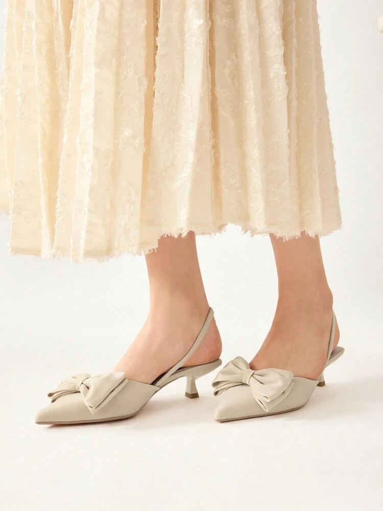 CUCCOO CHICEST リボン飾り付き尖った つま先 ローヒール レディース、ソリッドカラー、アンクルストラップ、エレガントな日常着、アウトドアショッピング、フェスティバル、パーティー、春夏秋冬着用可、サテンドレスとの組み合わせ、秋、年末年始、バレンタイン対応