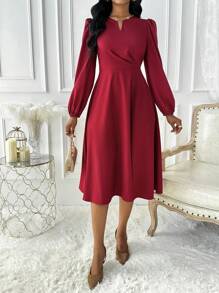 Lunelith SHEIN Lunessa 优雅时尚百搭 V 领灯笼袖褶饰链条装饰喇叭高低连衣裙，红色女士新年服装长款女装 - 紅色 - 查看 5