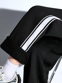 SHEIN Kids/Tween Boy Casual Loose Fit Solid Color Drawstring Waistband Knitted Sweatpants, Suitable For Commuting, School, Daily Casual, Travel, Sports, Spring Summer Autumn Winter - Black - View 2