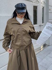 Flirla 1 bộ gồm áo khoác cargo kiểu Pháp và chân váy xòe cạp cao. - màu xanh lá - Xem 7