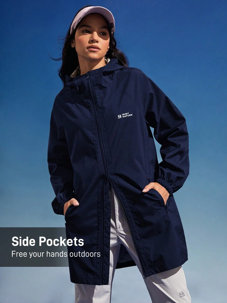 In My Nature Chaqueta de lluvia a media pierna, a prueba de viento y de agua, con capucha para mujer - Azul Marino - Ver 1