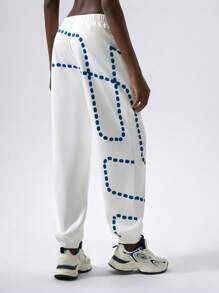 VARSITIE Low Rise Elasticated Loose Print Women Sports Pants - White - View 2