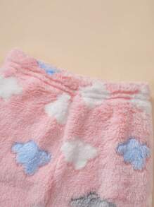 SHEIN Newborn Cloud Pattern Flannel Fabric Gift Set, Designed Specifically For Newborns. Soft And Warm Flannel Material With Gentle Cloud Print Makes Baby Feel Like They Are Surrounded By Soft Clouds, An Ideal Gift For Newborns
