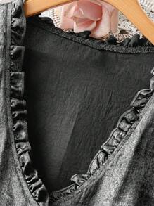 SHEIN LUNE Áo cánh tay dài cổ chữ V viền ren kim loại cỡ lớn - màu đen - Xem 3