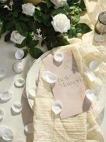 100 片人造酒红色玫瑰花瓣，用于浪漫装饰，非常适合婚礼、周年纪念日、情人节。优质丝绸般的材料，栩栩如生。营造梦幻迷人的氛围，非常适合 DIY 工艺品、桌面散布或摄影道具 - 白色 - 查看 4