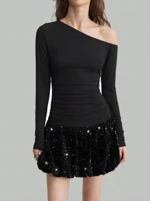 Ontre 女式不对称领长袖亮片花卉荷叶边下摆迷你连衣裙，纯黑色，新年春季时尚