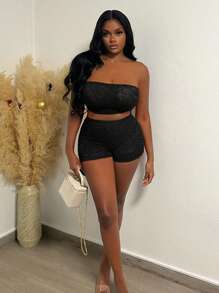 Slaydiva Set de 2 piezas: Top de banda rojo sexy y mini shorts ajustado de encaje de cintura alta - Negro - Ver 5
