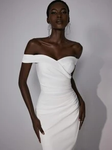 Elitara Elegant Luxurious Beige Off-Shoulder Elastic Knitted Ruched Mermaid Hem Dress With Lace Insert, Suitable For Weddings, Parties, Ceremonies, Holidays And Prom,Bride