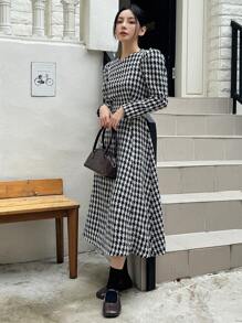 DAZY Vestido largo casual de cuello redondo y manga larga con cintura ceñida, estilo minimalista para otoño e invierno, con volantes, ropa de mujer de otoño, vestido largo a cuadros - Negro - Ver 8