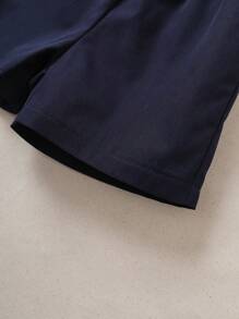 SHEIN 3 piezas Conjunto formal para niños pequeños: chaqueta tipo blazer, camisa de manga corta con corbata de moño y pantalones cortos, casual y lindo - Azul - Ver 12