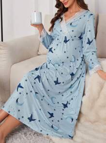 Camisón de maternidad de manga murciélago con estampado de estrellas, luna y mariposa, cuello en V con encaje de contraste cruzado, vestido de pijama de manga larga