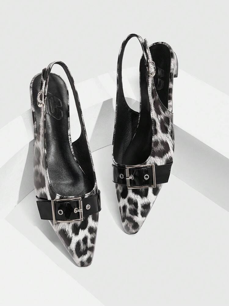 CUCCOO GRLICON ウィメンズ Y2K スタイル フラットシューズ、パンク、バイカー、クールガール、ハロウィン、クリスマス、パーティーアウトフィットに適しています