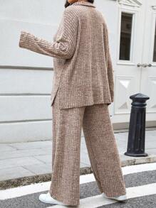 SHEIN LUNE Conjunto de 2 piezas para mujer talla grande, con top de manga larga tipo murciélago de unicolor acanalado y pantalones holgados. Conjunto informal a juego para atuendo de otoño y vacaciones - Marrón Mocha - Ver 2