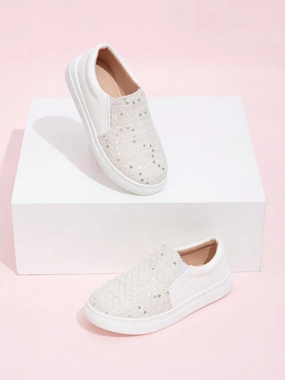 1 双时尚四季拼布平底运动鞋