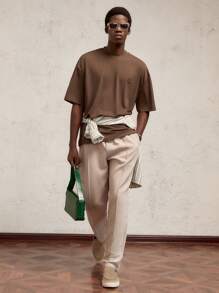 AKNOTIC Business Casual Áo thun nam cổ tròn tay ngắn in họa tiết hoa, dáng rộng, cổ trễ vai, phù hợp mặc hàng ngày, áo phông hình hộp Old Money, quà tặng bạn trai - Cà phê nâu - Xem 2