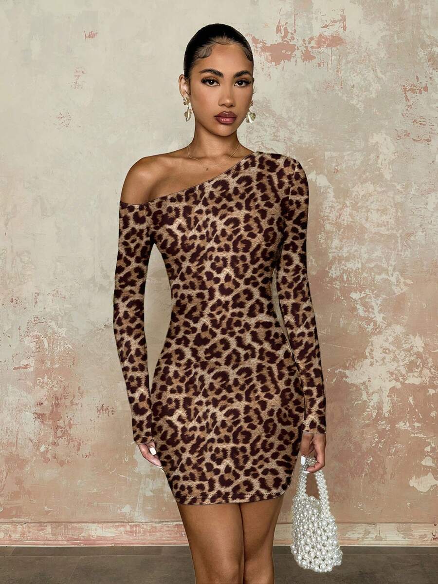 SHEIN BAE 性感豹纹不对称领口长袖紧身迷你连衣裙，适合夏季 - 棕色 - 查看 1