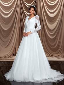 Glamrae Elegant & Luxurious V-Neck Long Sleeve Sexy Open Back Flared Dress With Train, Suitable For Wedding, Bachelorette Party, Holiday, Gala - Beige - View 4