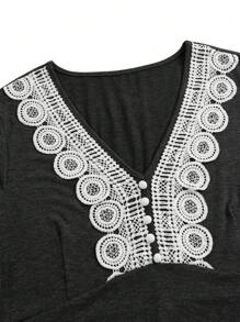 EMERY ROSE Sukienka damska Plus Size z koronką i dekoltem w serek, z długim rękawem i elegancką grafiką