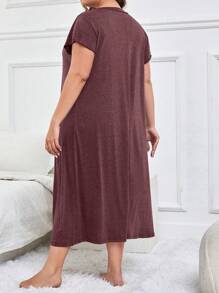 SHEIN Vestido de dormir casual de talla grande de un solo color, con piel amigable, con doble bolsillo, vestido largo, muu muu - Rosa Fucsia - Ver 2