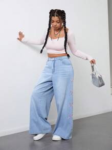 SHEIN ICON Plus Size Women Loose Pocket Embroidered Washed Casual Denim Pants - Light Wash - View 3