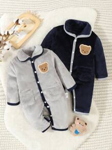 SHEIN Genkimix Kids 婴幼儿男孩 2 件套 毛绒熊标志长袖连体睡衣 - 彩色 - 查看 3