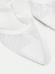 CUCCOO HITCHD 女士时尚百搭休闲高跟鞋，适合圣诞节和新年假期氛围秋冬季 - 白色 - 查看 5