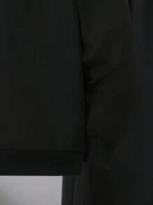 SHEIN 2 件套青少年男孩休闲牛仔拼布运动衫和运动裤，时尚流行街头风格时尚牛仔套装 - 彩色 - 查看 4