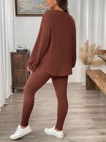 SHEIN LUNE 2 件大码纯色圆领长袖上衣和紧身及踝长裤套装冬季服装 - 棕色 - 查看 3