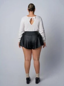 SHEIN EZwear Quần short chữ A bằng da PU đơn giản màu trơn cỡ lớn, mặc thường ngày - màu đen - Xem 2